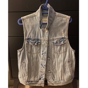 Abercrombie & Fitch - Womens - size L